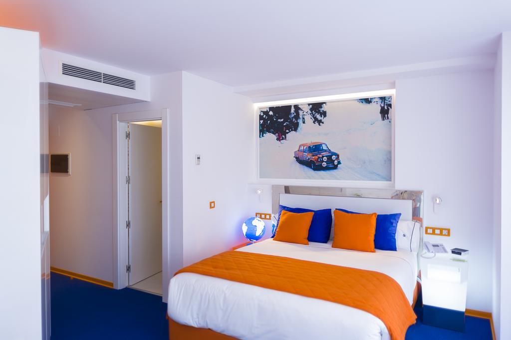 Resotel Villares de la Reina Room photo